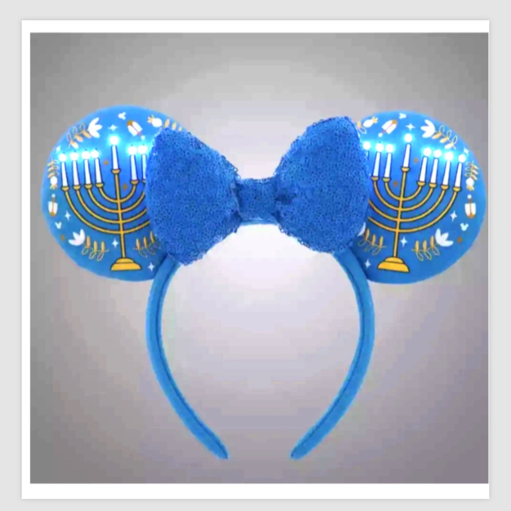 NWT Disney Parks Hanukkah Light-Up Bow Ear Headband 2024